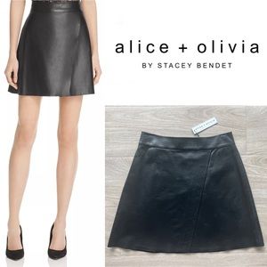 ALICE + OLIVIA Trixie Crossover Leather A-Line Mini Skirt (NWT) | Black | Size 6